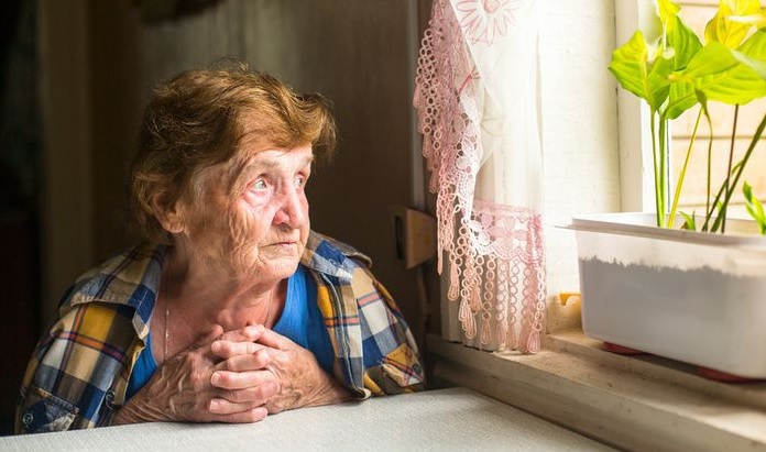 ayudar a personas mayores ante la soledad